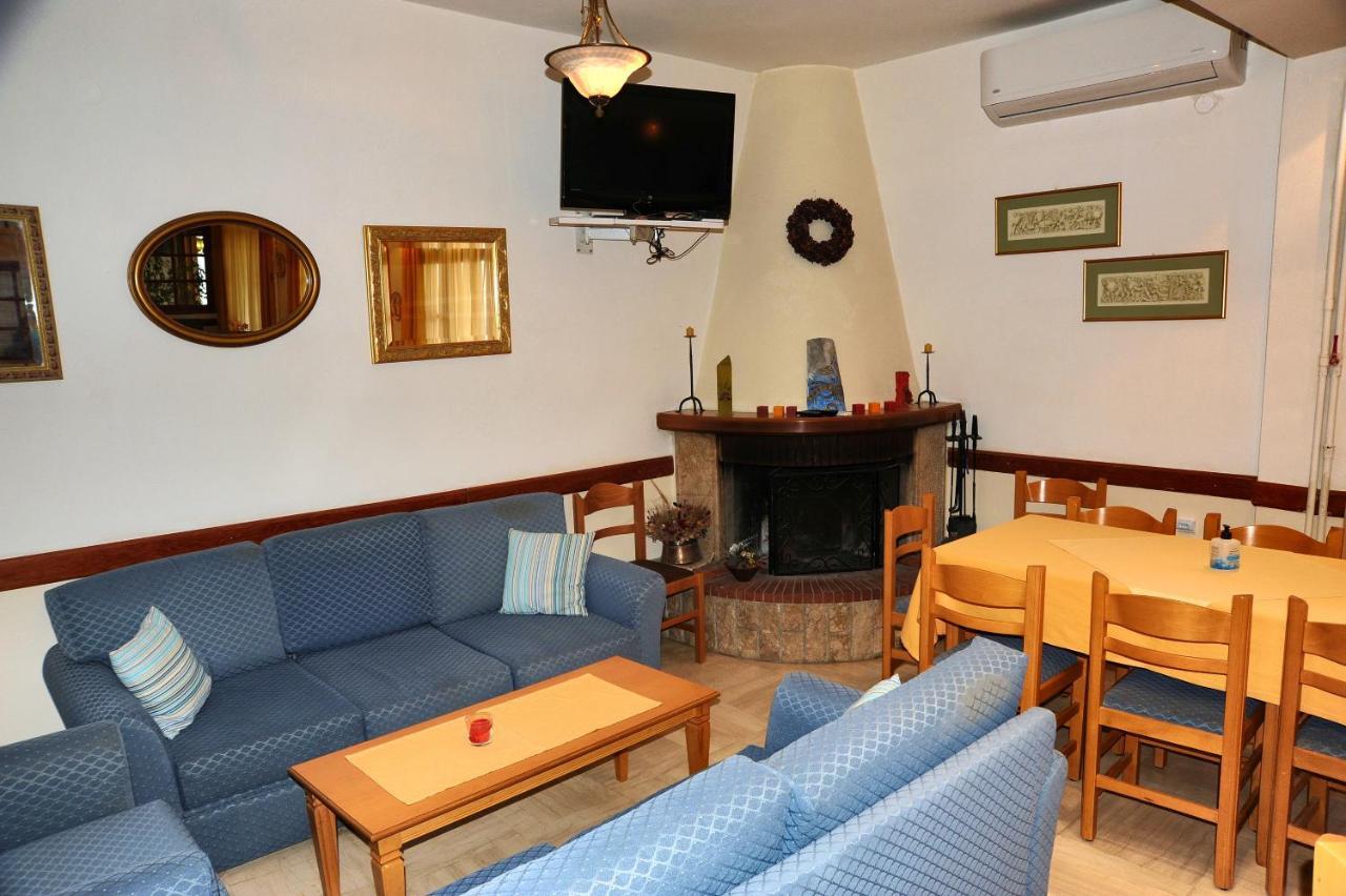Castri Hotel Delfos Exterior foto
